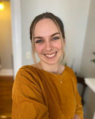 Trauma-Focused Therapist